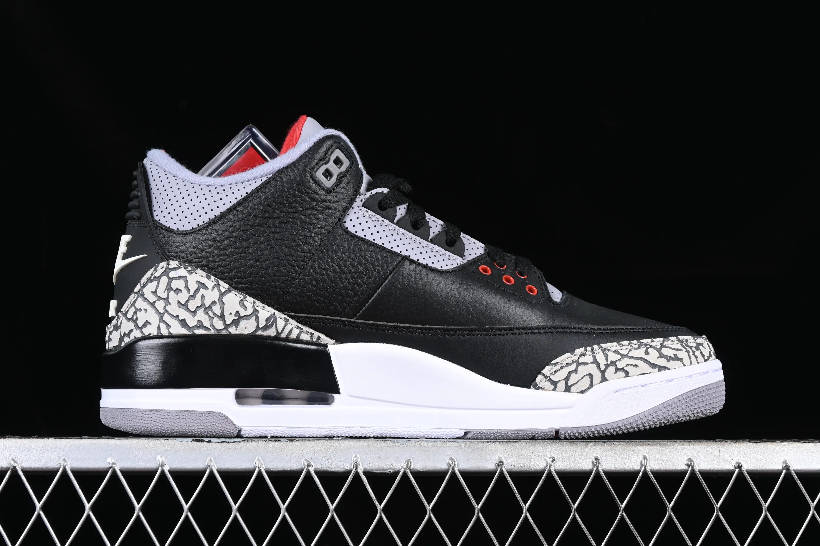All categories Air Jordan Jordan series basketball shoes Air Jordan 3 pure original Air Jordan 3 Retro Black Cement (2018) AJ3 Joe 3 replica black cement 854262-001